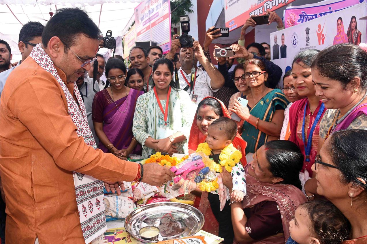 मुख्यमंत्री भजनलाल शर्मा ने भीलवाड़ा नगर निगम एवं हमीरगढ़ नगर पालिका में शहरी सेवा शिविरों का किया अवलोकन