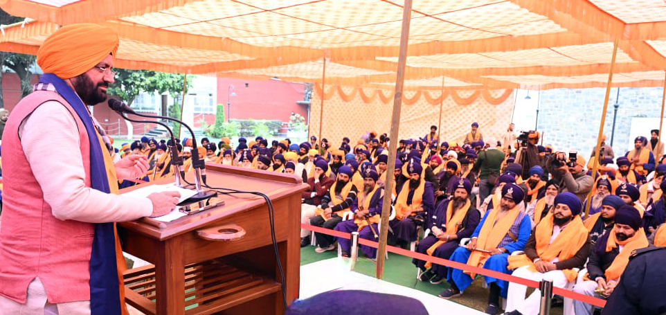 मुख्यमंत्री नायब सिंह सैनी ने संत कबीर कुटीर में आयोजित निहंग सिंह संप्रदाय सम्मेलन को किया संबोधित