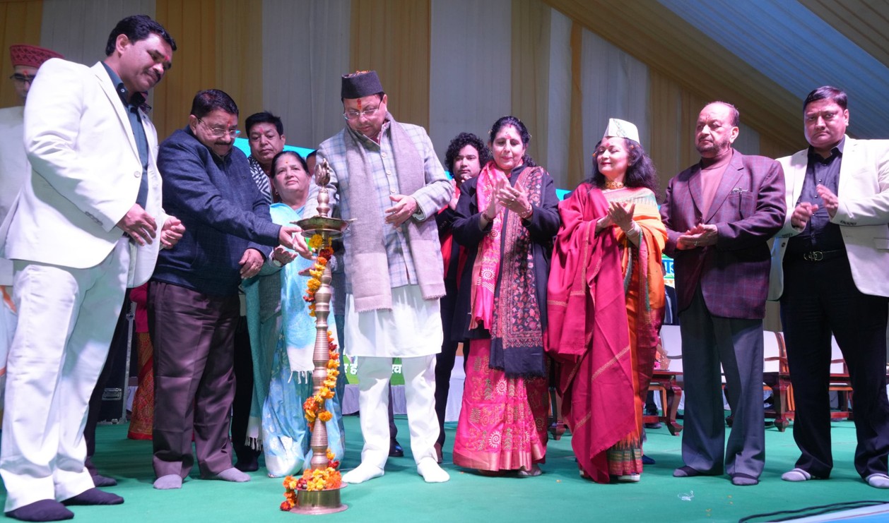 मुख्यमंत्री धामी भरत मंदिर ऋषिकेश में आयोजित वसंतोत्सव 2026 में हुए सम्मिलित